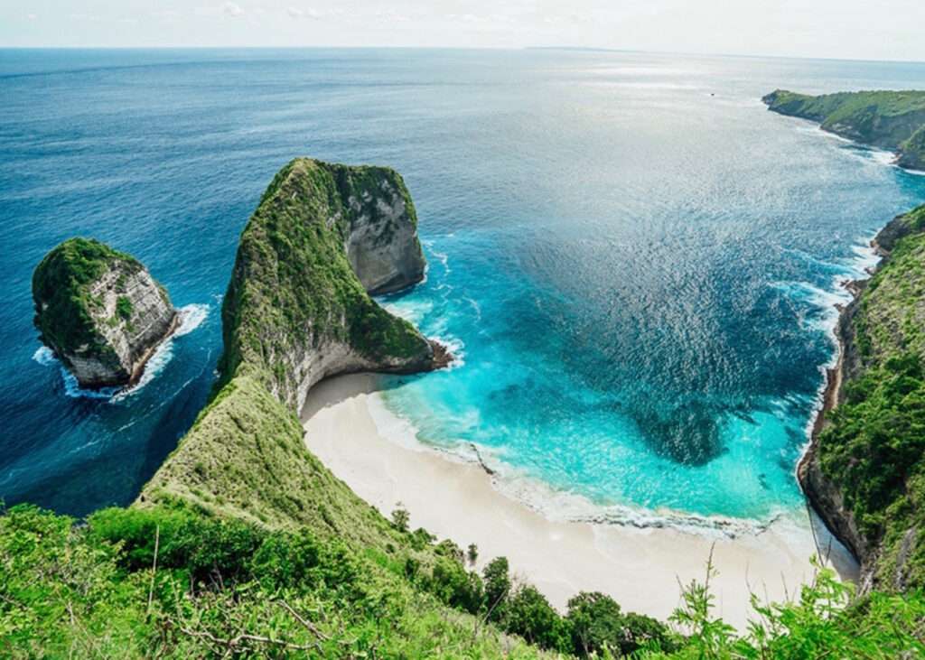 klingking beach nusa penida