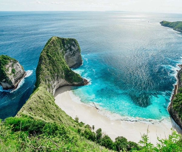 klingking beach nusa penida